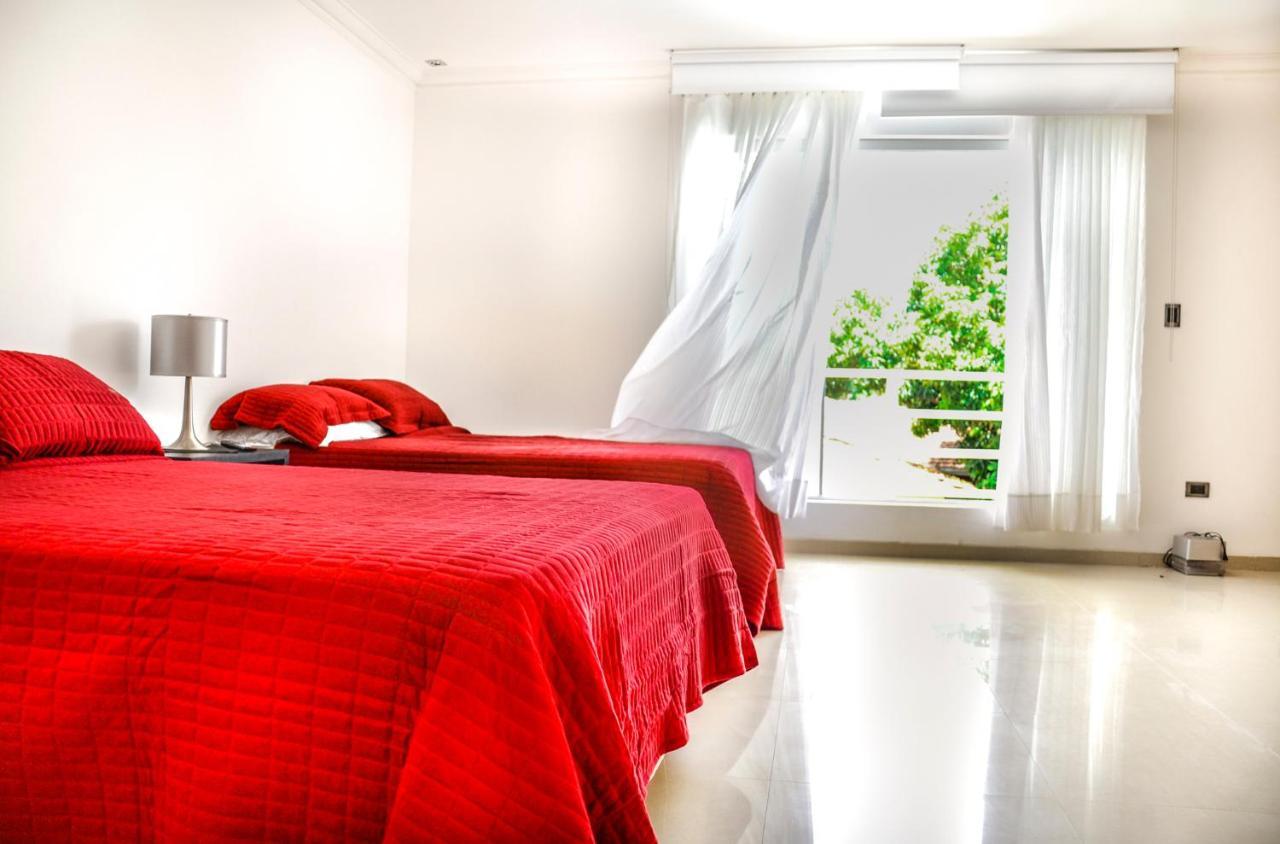 Hotel Senses Equipetrol 산타 크루즈 드 라 시에라 외부 사진